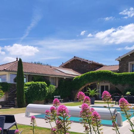 Saint-Joseph Relais De Navon住宿加早餐旅馆 外观 照片